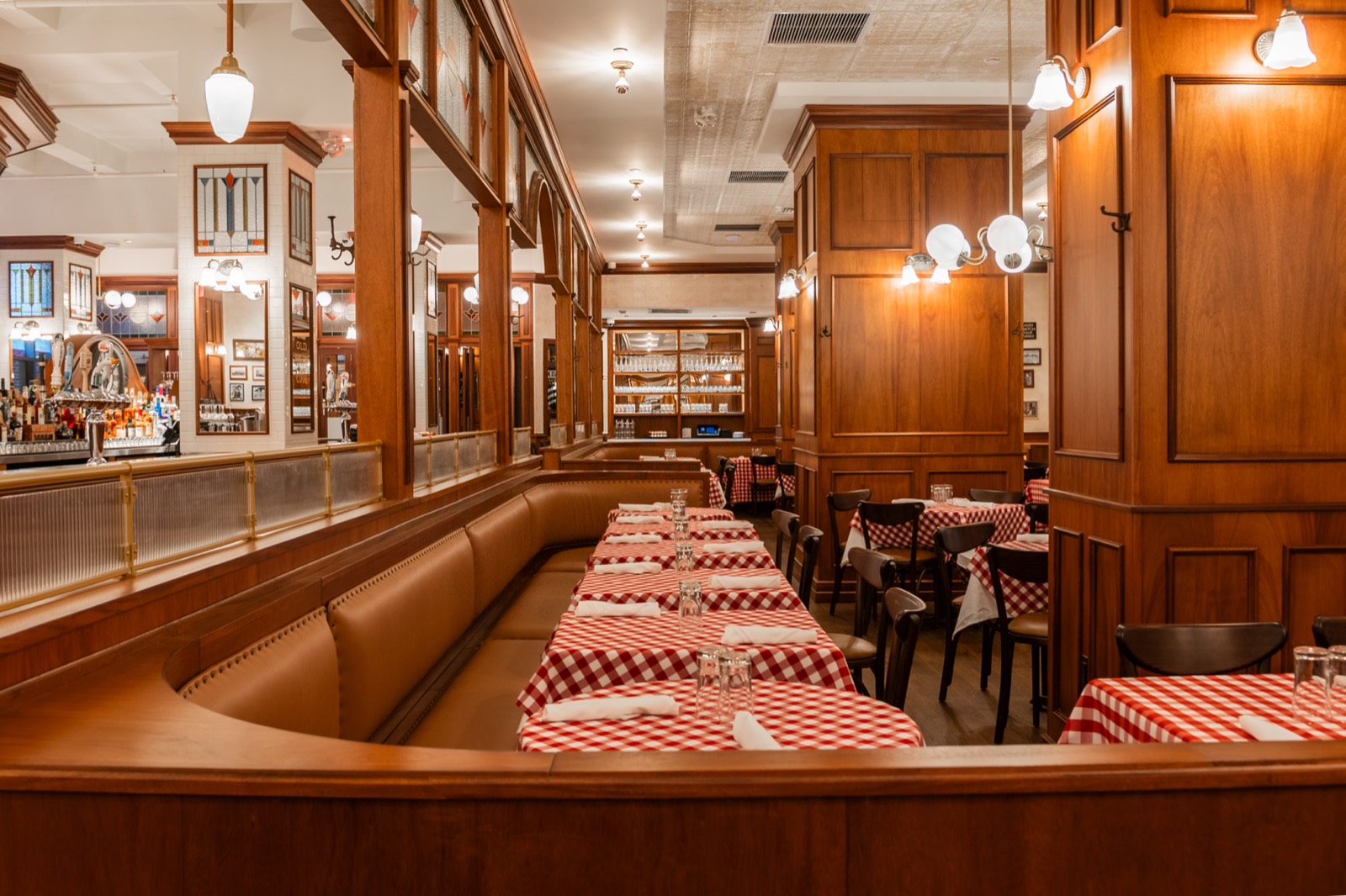 PJ Clarke's interior photography in New York City by Foreign Kollective